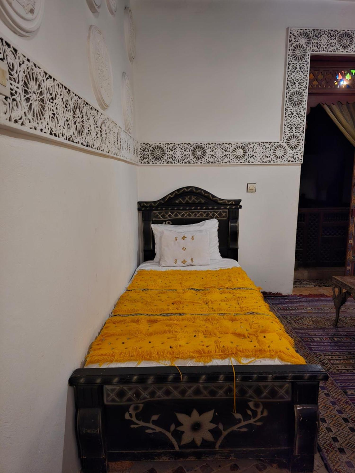 Ryad Zahrat Fez Exterior photo